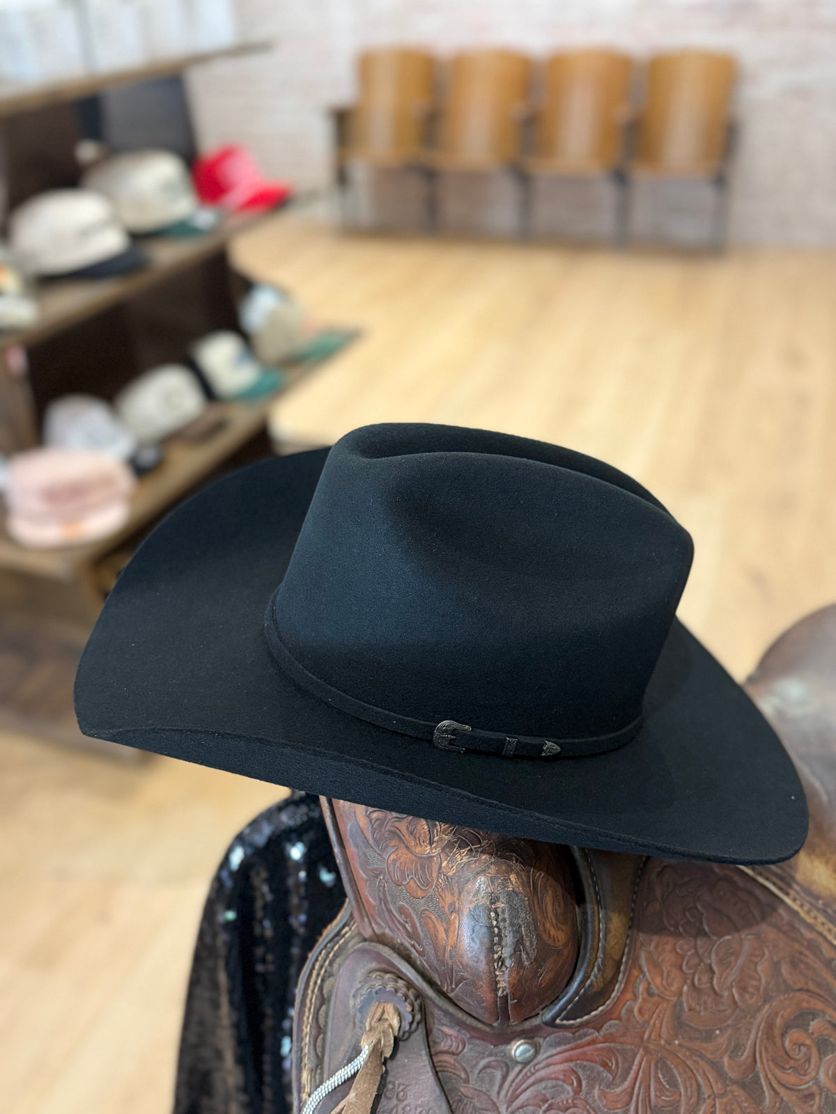 Twister Felt Pre-Shaped Cattleman Hat